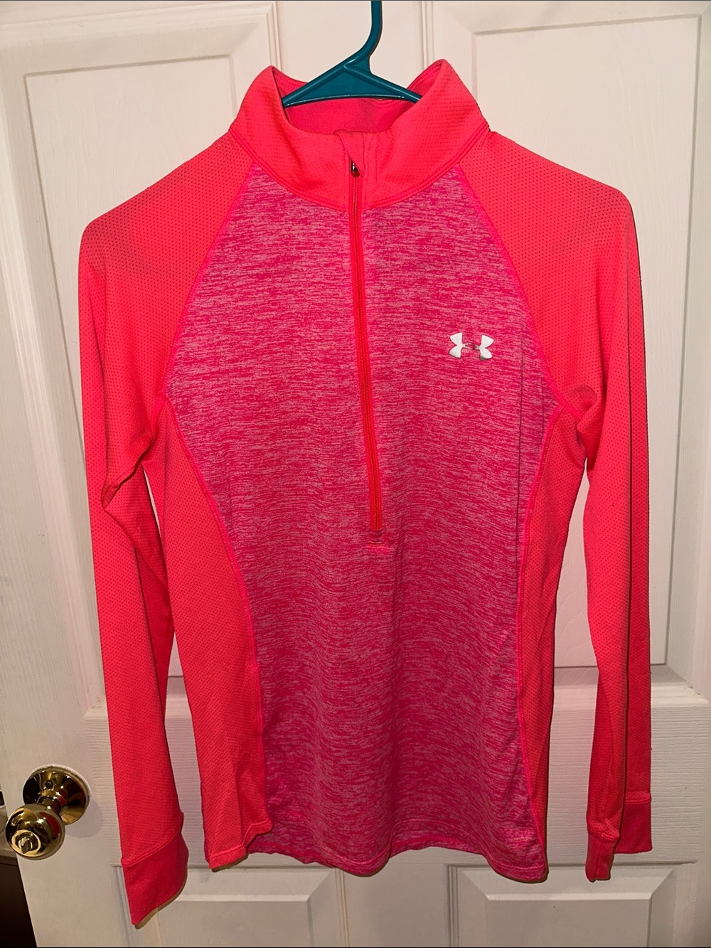 Under Armour Women's Pink 1/2 Zip Performance Top